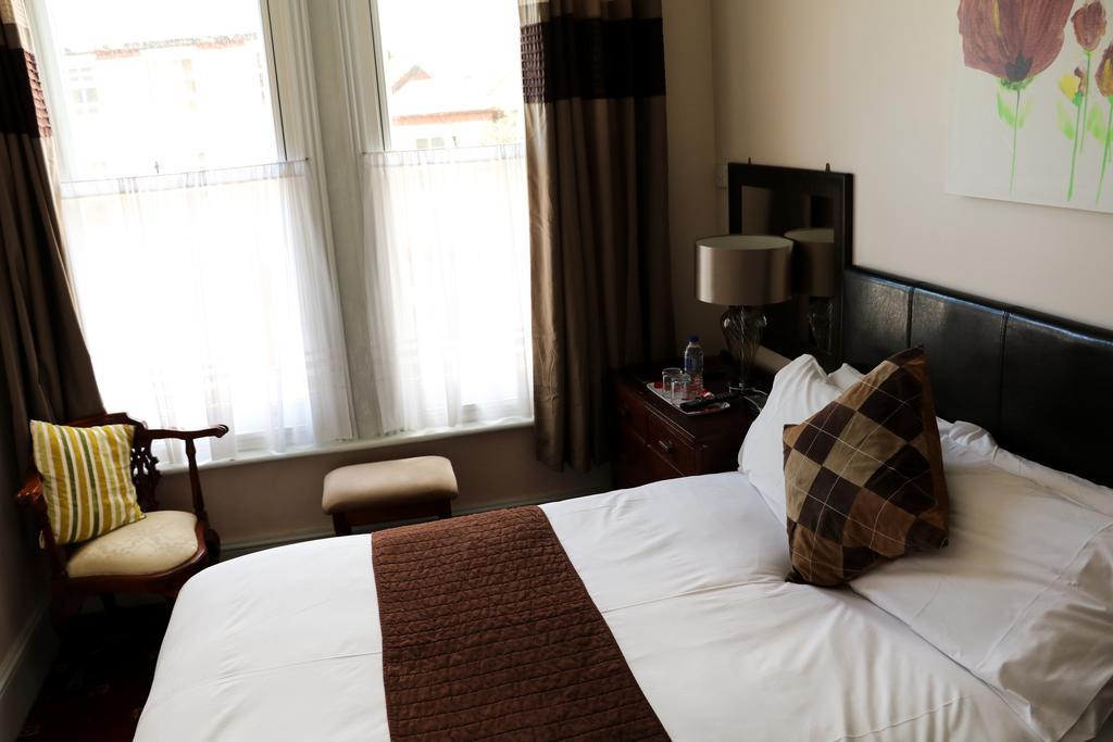 Trafalgar Guest House Fareham Buitenkant foto