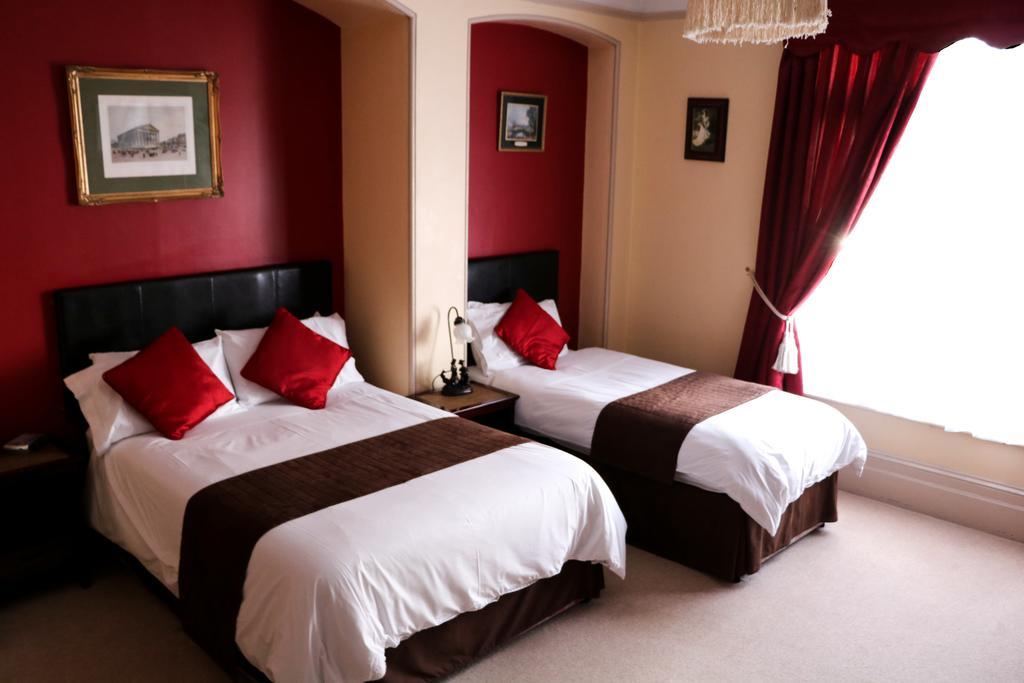 Trafalgar Guest House Fareham Buitenkant foto
